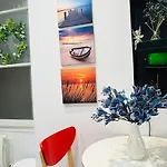 Chic Flat In The Heart Of Marais Near Pompidou Centre