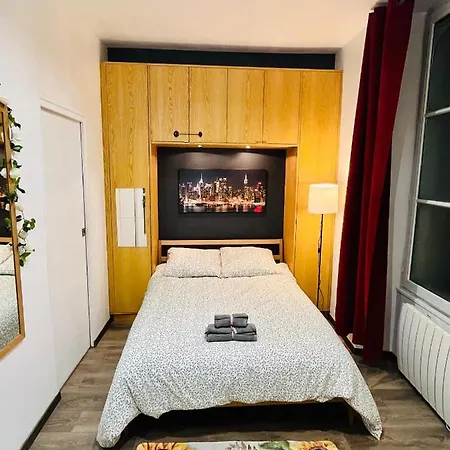 Chic Flat In The Heart Of Marais Near Pompidou Centre Paris
